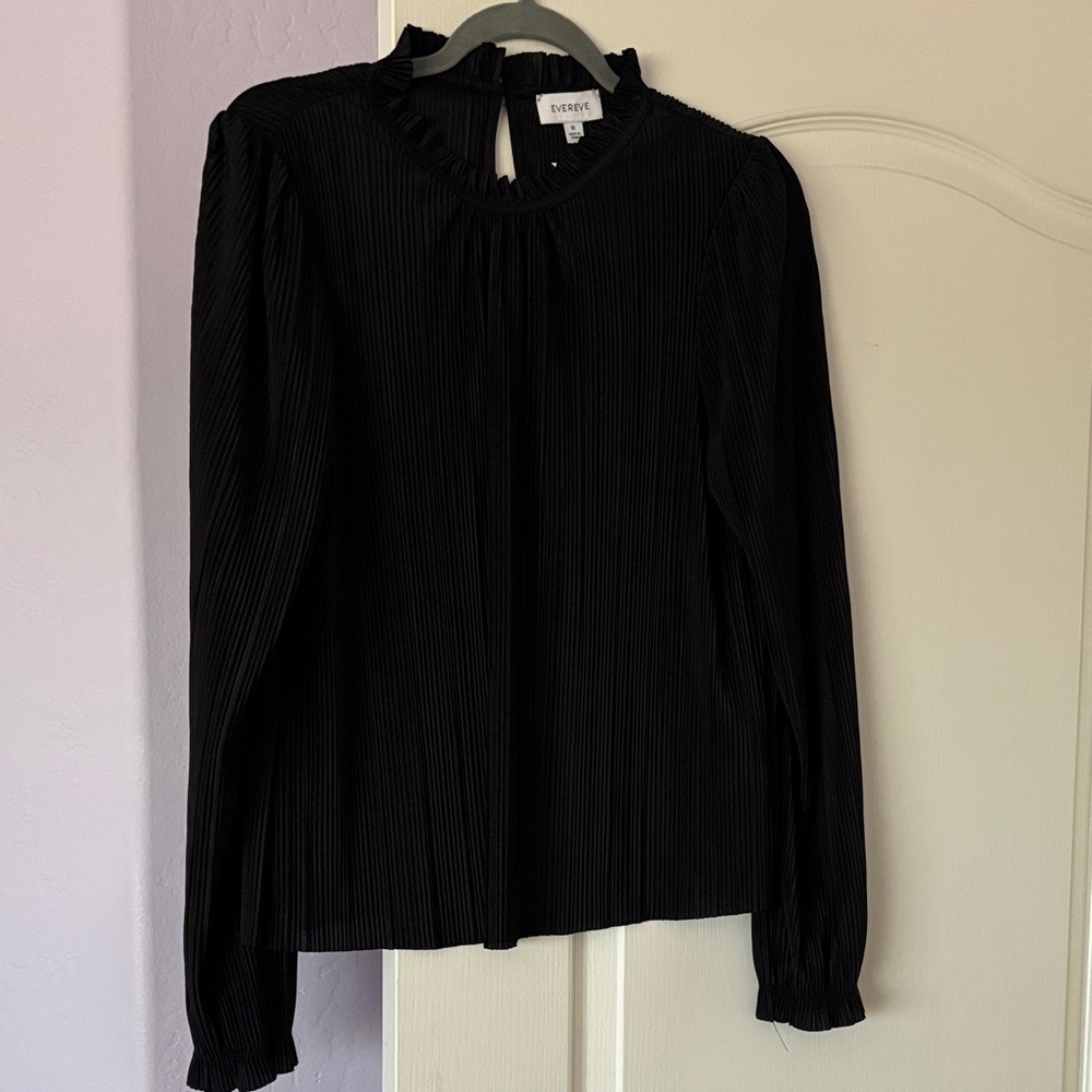 Evereve Mock Neck Pleated Blouse